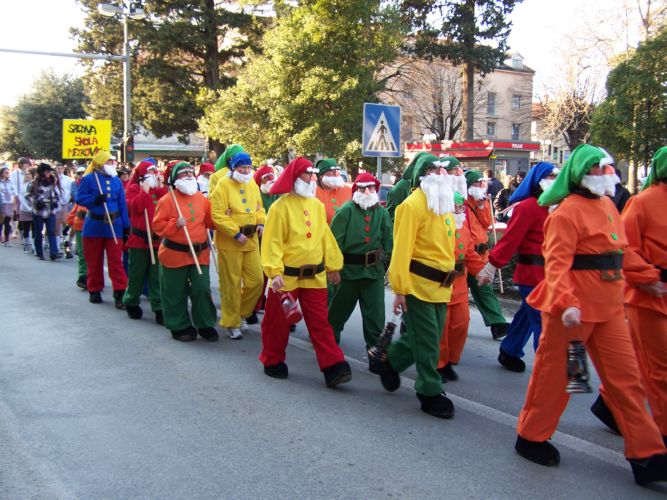 snjeguljica i patuljci